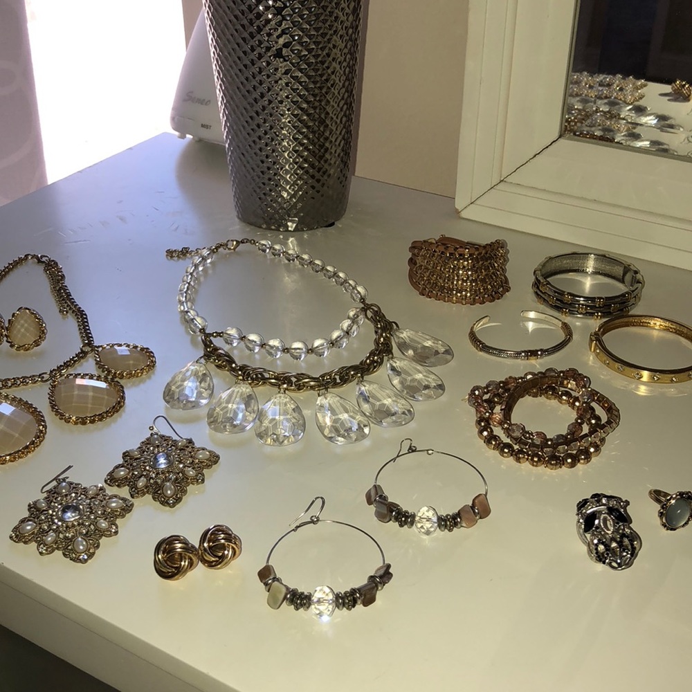 Jewelry Lot